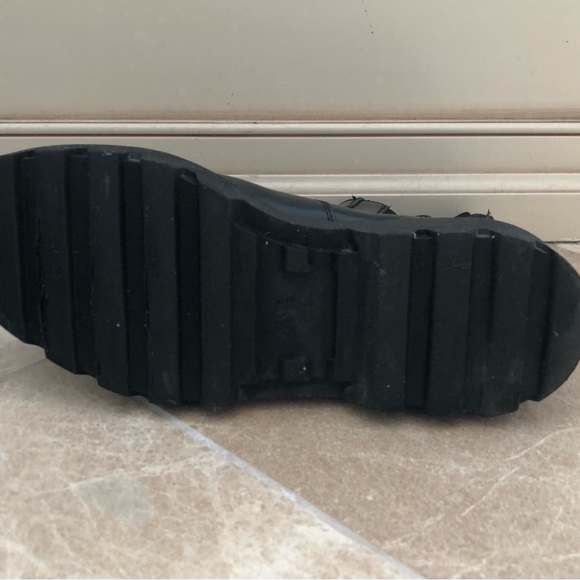 Zara Men's Classic Black Leather Ankle Boots - Picture 5 of 7